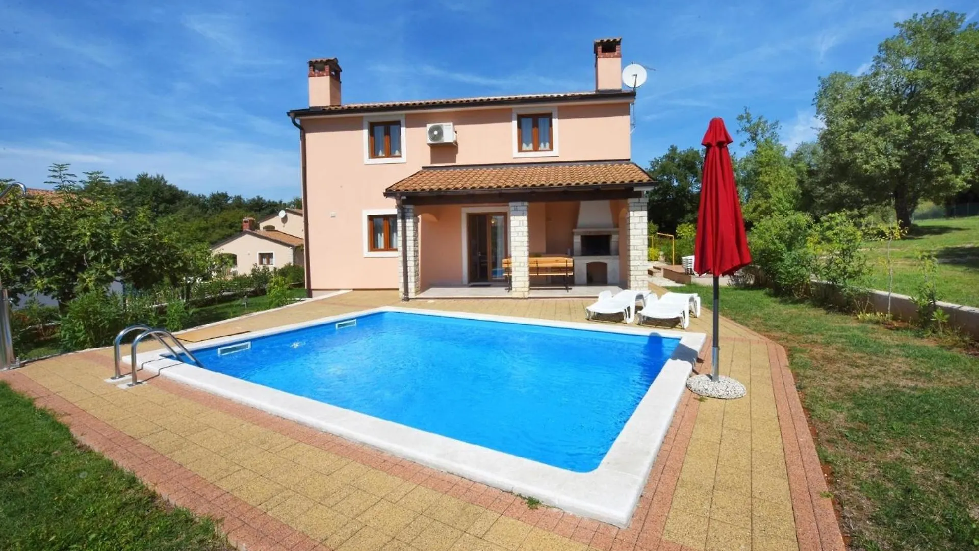 Ferienhaus Mit Privatpool Fuer 6 Personen Ca 115 Qm In Radetici, Istrien Binnenland Von Istrien Mofardini Prázdninový dům